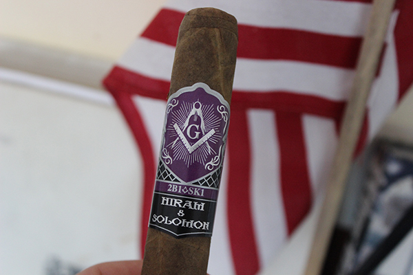 Hiram & Solomon Traveling Man