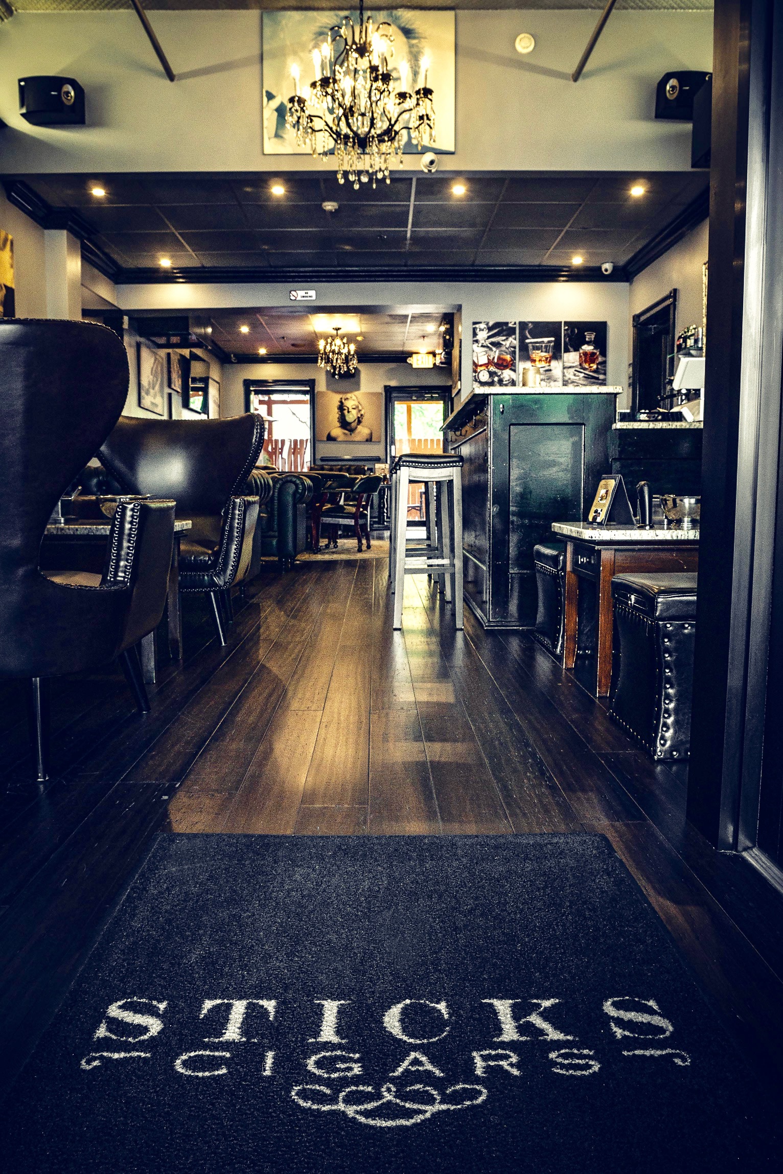 Cigar Lounge Sticks Cigars Rahway, NJ Stogie Press